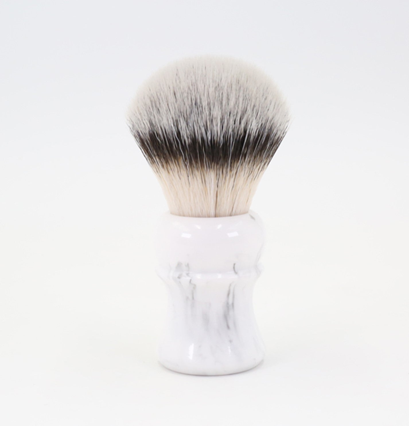 R210302 Everest Shaving Brush