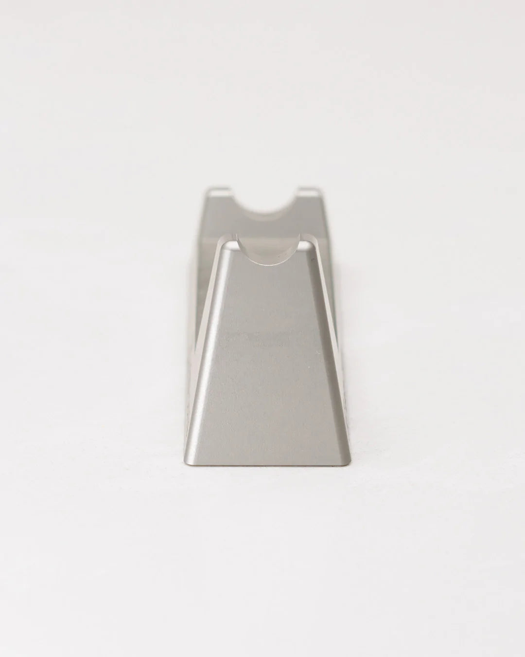 Henson - Razor Stand